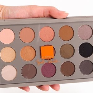 MAC x Brook Shields Eyeshadow Palette